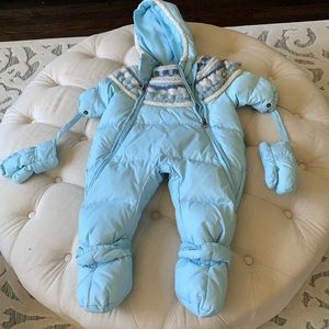 Snow suit